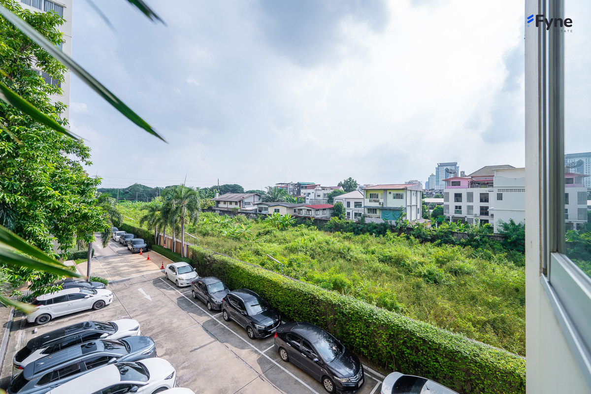 ขายคอนโดเสรีไทย-นิด้า : บางกะปิ นวมินทร์ รามคำแหง ลาดพร้าว เสรีไทย  ✅️ลุมพินี คอนโดทาวน์ นิด้า-เสรีไทย