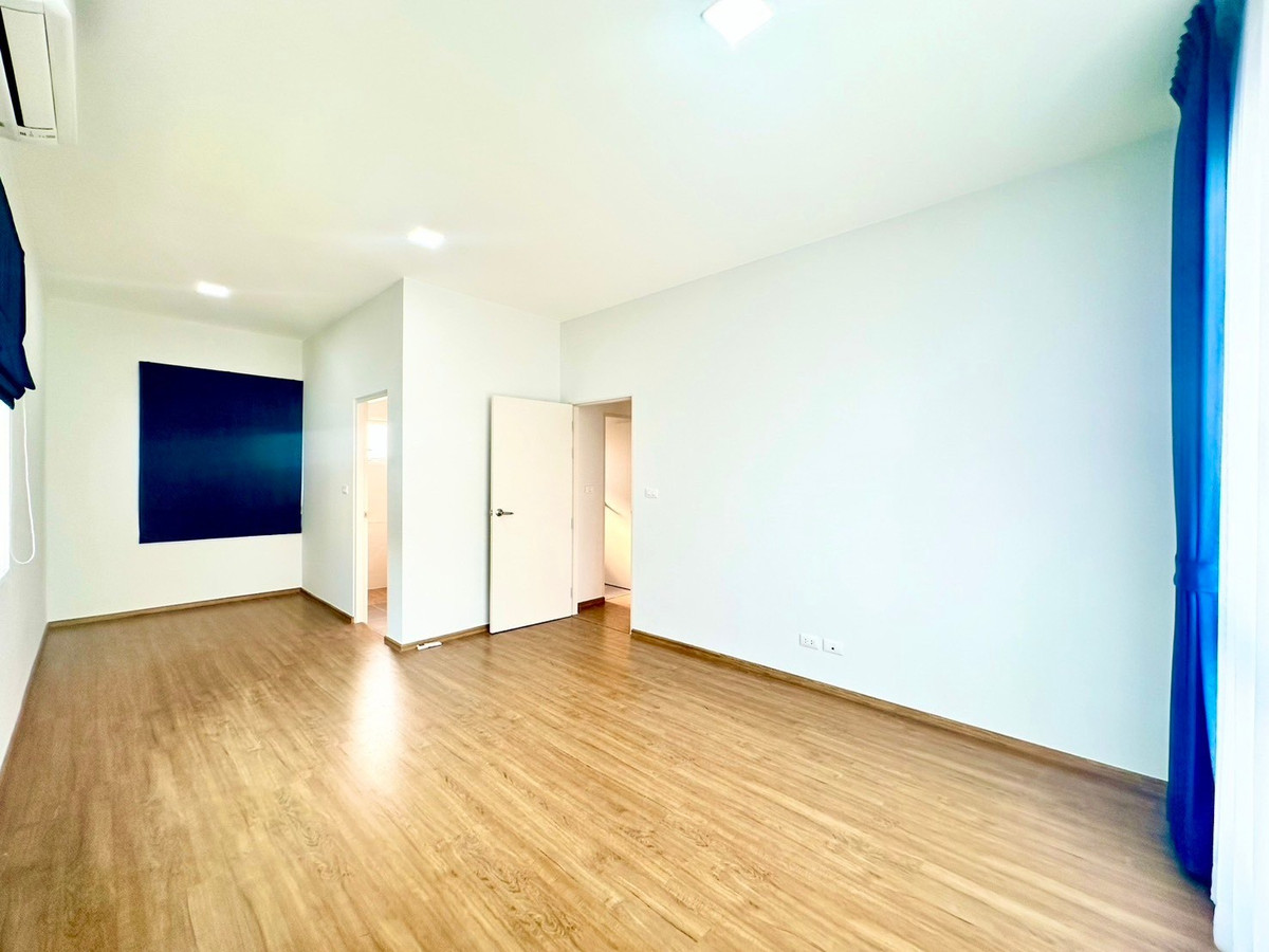 ขายทาวน์โฮมบางแค เพชรเกษม : บ้านกลางเมือง สาทร - เพชรเกษม / 3 ห้องนอน (ขาย), Baan Klang Muang Sathorn - Petchkasem / 3 Bedrooms (FOR SALE) BALL024