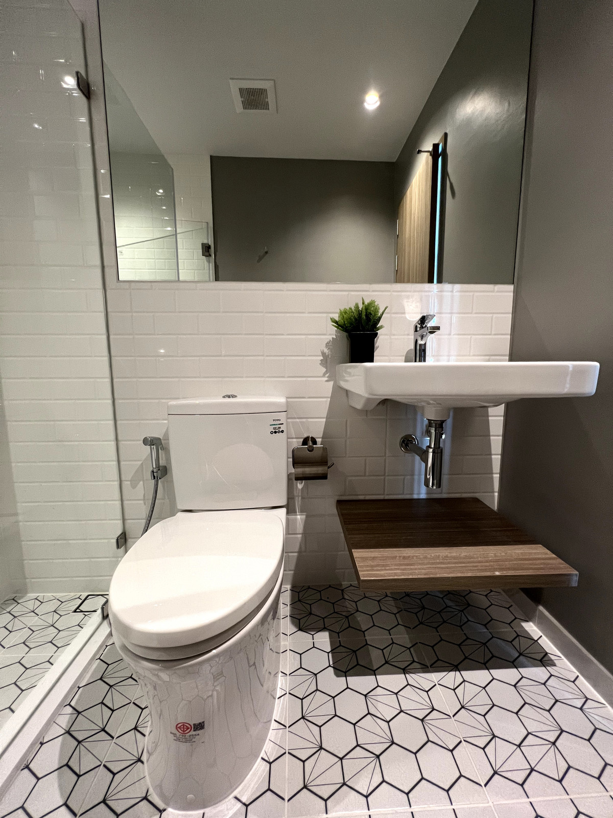 ให้เช่าคอนโดท่าพระ ตลาดพลู วุฒากาศ : ให้เช่า คอนโดแถว สาทร-ท่าพระ เดินถึง BTS ตลาดพลู 2 นอน 2 น้ำ วิวโล่ง เฟอร์จัดเต็ม เครื่องซักผ้า ทีวี ตู้เย็นไฟฟ้าครบ พร้อมอยู่