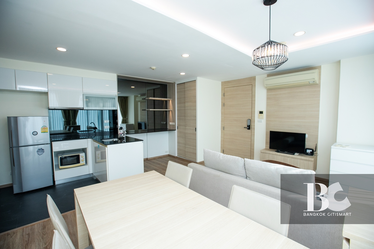 ขายคอนโดสีลม ศาลาแดง บางรัก : 🔥ขายด่วน🔥คลาส สีลม* ใกล้สถานีรถไฟฟ้า BTS ช่องนนทรี และ MRT สถานีรถไฟฟ้าสีลม เฟอร์นิเจอร์ครบ พร้อมเข้าอยู่