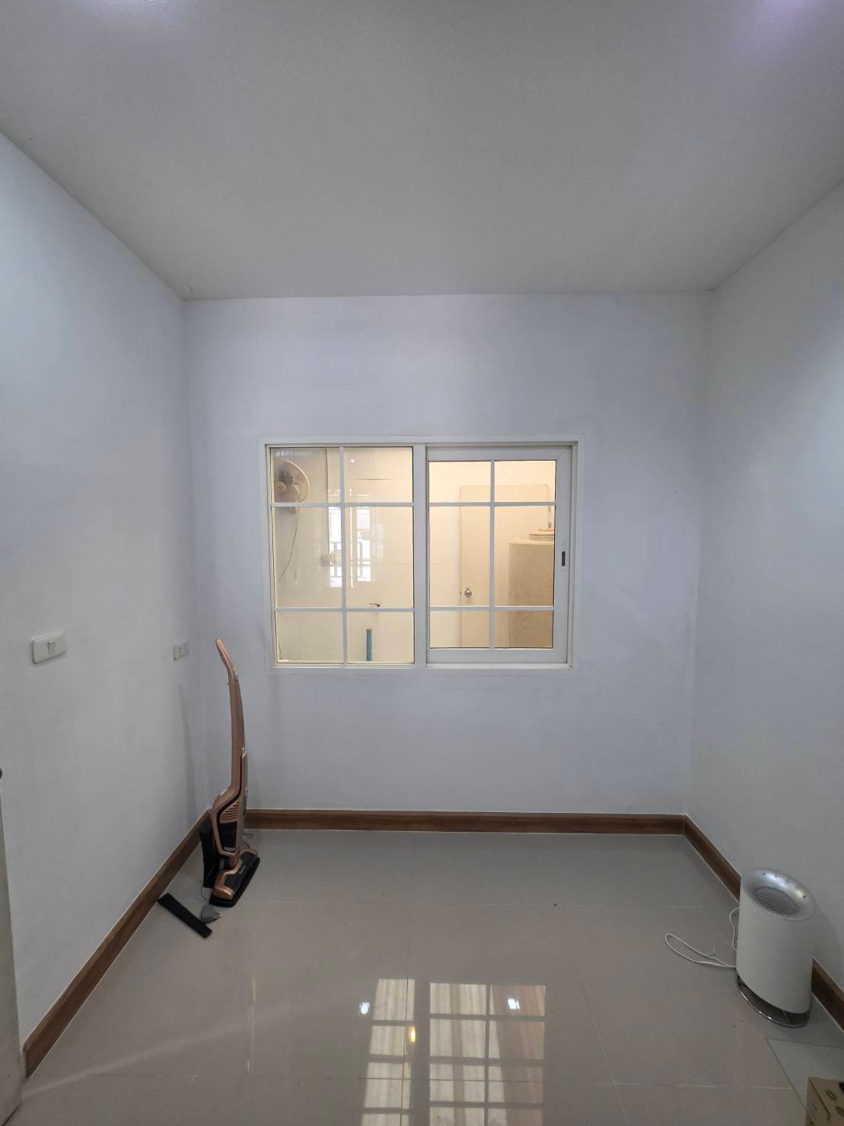 ให้เช่าทาวน์โฮมพระราม 5 ราชพฤกษ์ บางกรวย : ให้เช่าทาวน์โฮม โกลเด้นทาวน์ วงศ์สว่าง - รัชดา ใกล้ MRT แยกติวานนท์ เพียง 5 นาที