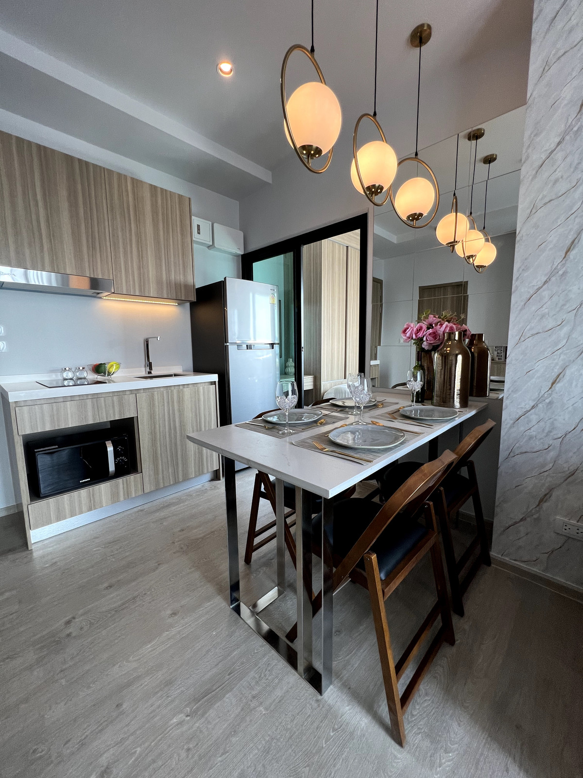 ให้เช่าคอนโดท่าพระ ตลาดพลู วุฒากาศ : ให้เช่า คอนโดแถว สาทร-ท่าพระ เดินถึง BTS ตลาดพลู 2 นอน 2 น้ำ วิวโล่ง เฟอร์จัดเต็ม เครื่องซักผ้า ทีวี ตู้เย็นไฟฟ้าครบ พร้อมอยู่