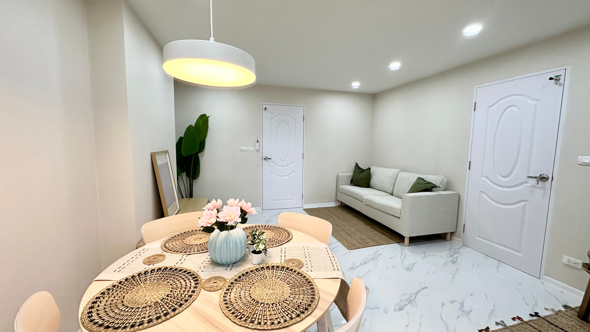 ขายคอนโดสาทร นราธิวาส : FQ ขายคอนโด Sathorn Suites Condominium ราคา 4,500,000 บาท [MKs251107]