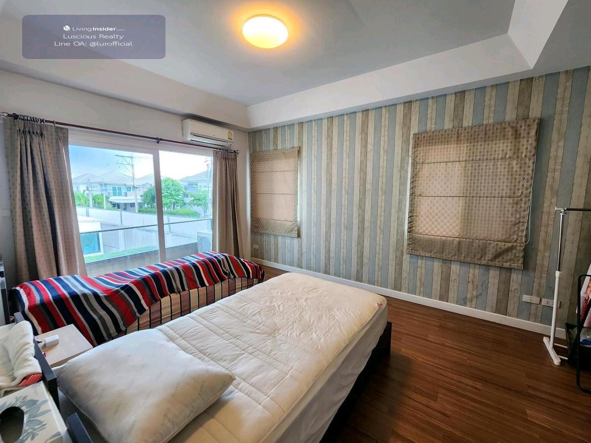 For SaleHouseNonthaburi, Bang Yai, Bangbuathong : Single house for sale, Chaiyaphruek Village, Pinklao-Kanchana  ✅️ Behind the corner, at the end of the alley, easy parking in front of the house, another 1 car  ✅️ House facing south, good wind  ✅️ Near the front of the village