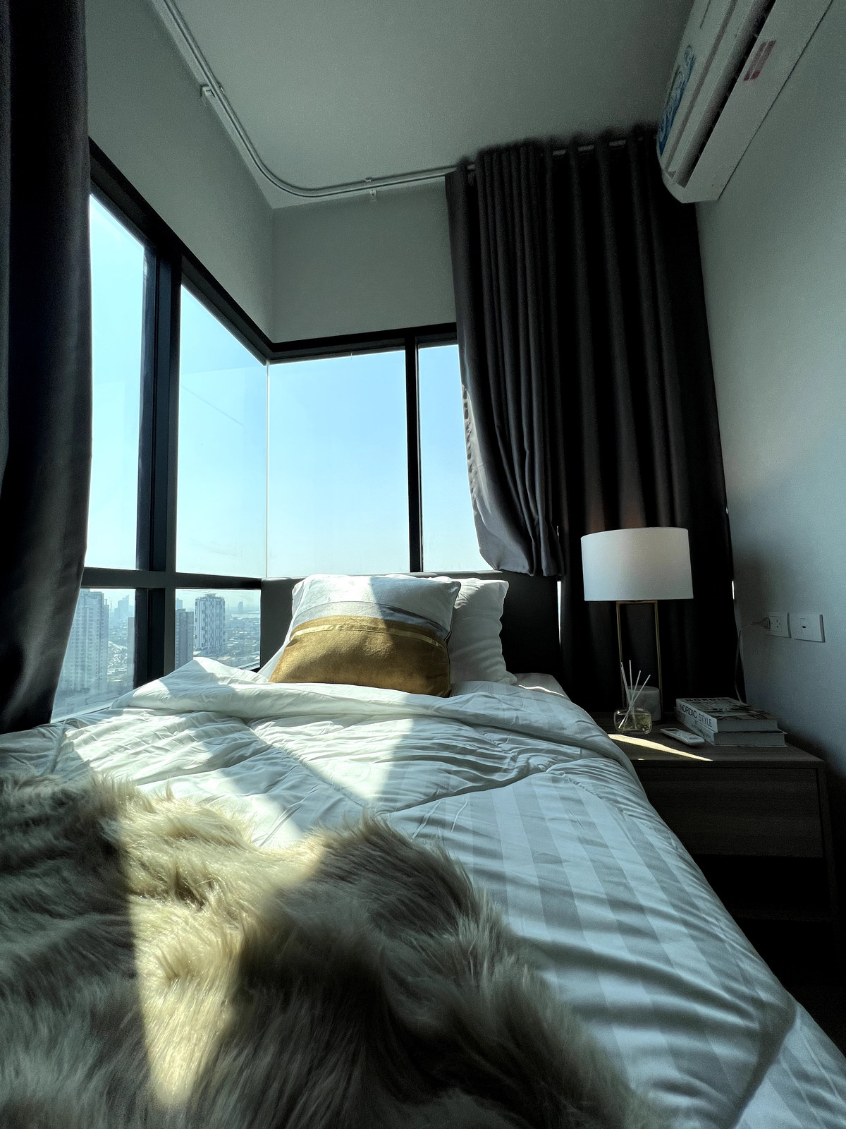 ให้เช่าคอนโดท่าพระ ตลาดพลู วุฒากาศ : ให้เช่า คอนโดแถว สาทร-ท่าพระ เดินถึง BTS ตลาดพลู 2 นอน 2 น้ำ วิวโล่ง เฟอร์จัดเต็ม เครื่องซักผ้า ทีวี ตู้เย็นไฟฟ้าครบ พร้อมอยู่