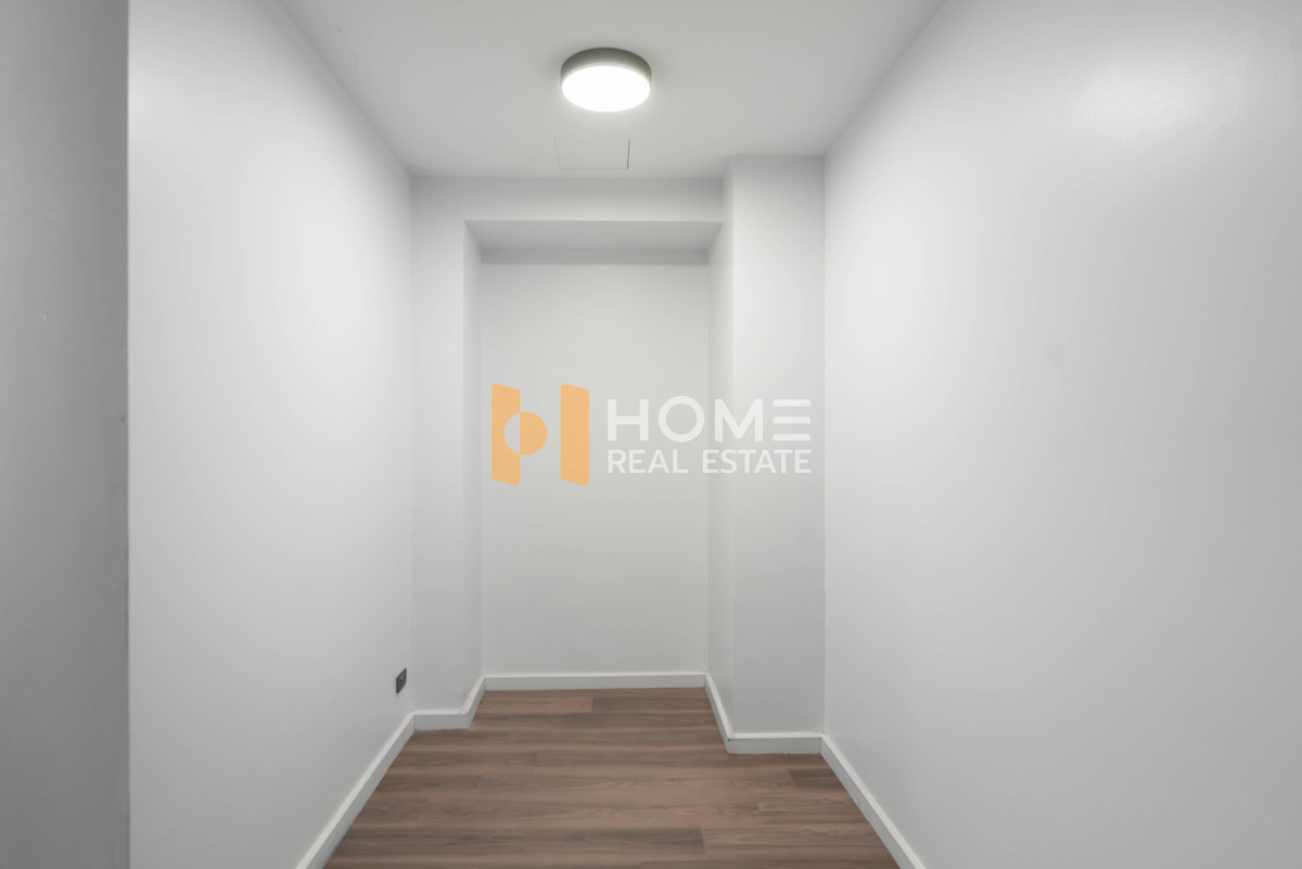 For RentPattanakan, Srinakarin : 🏡 Home office near The Nine Rama 9 📍 The Element Rama 9 🏡 The Element Rama 9 / parking for 6 cars (FOR RENT) PALM881