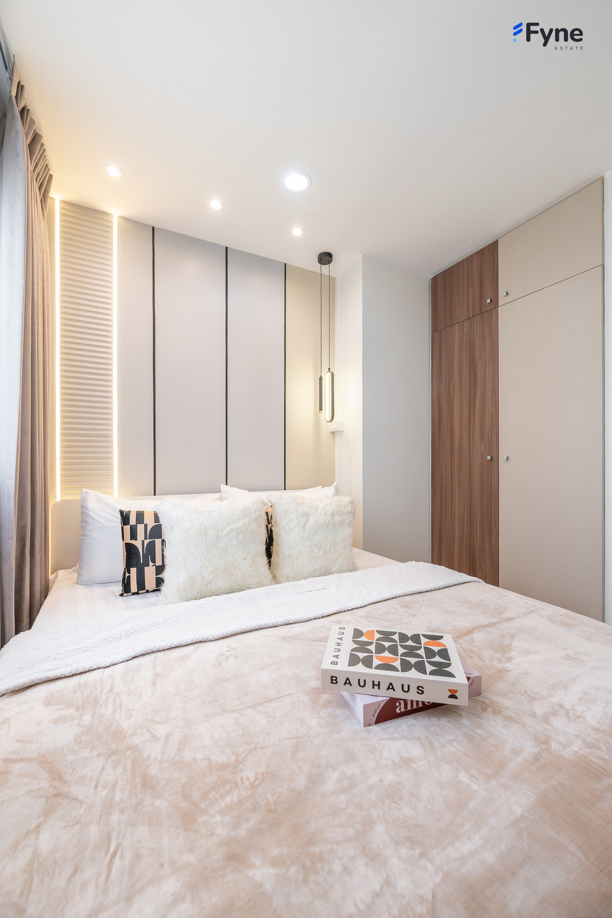 ขายคอนโดเสรีไทย-นิด้า : บางกะปิ นวมินทร์ รามคำแหง ลาดพร้าว เสรีไทย  ✅️ลุมพินี คอนโดทาวน์ นิด้า-เสรีไทย