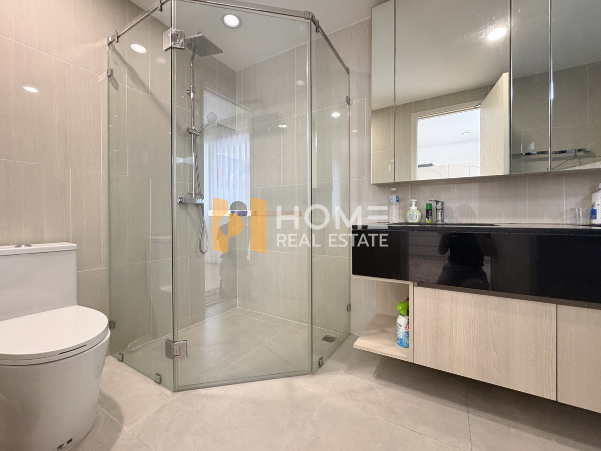 ขายทาวน์โฮมพัฒนาการ ศรีนครินทร์ : บ้านหน้าสวน 🌳 เอสทารา ฮาเว่น พัฒนาการ 20 / 3 ห้องนอน (ขาย), Estara Haven Phatthanakan 20 / 3 Bedrooms (FOR SALE) FON256