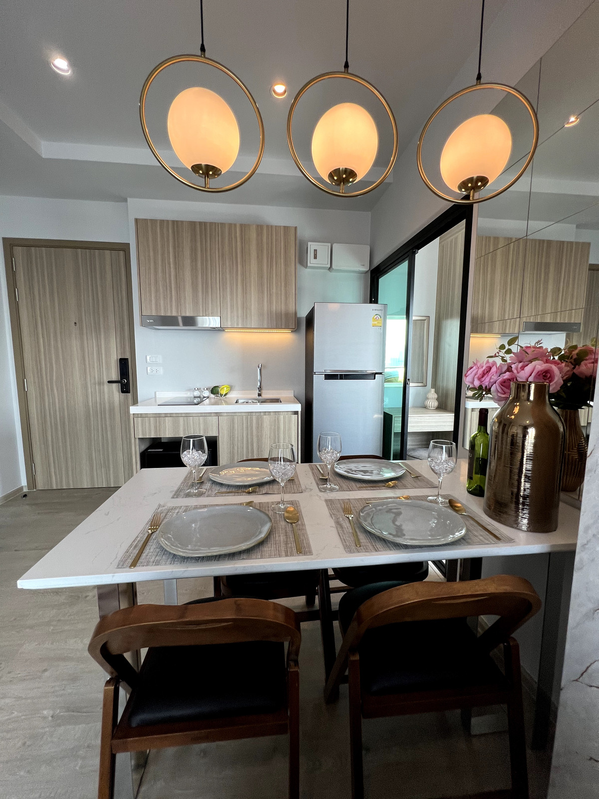 ให้เช่าคอนโดท่าพระ ตลาดพลู วุฒากาศ : ให้เช่า คอนโดแถว สาทร-ท่าพระ เดินถึง BTS ตลาดพลู 2 นอน 2 น้ำ วิวโล่ง เฟอร์จัดเต็ม เครื่องซักผ้า ทีวี ตู้เย็นไฟฟ้าครบ พร้อมอยู่