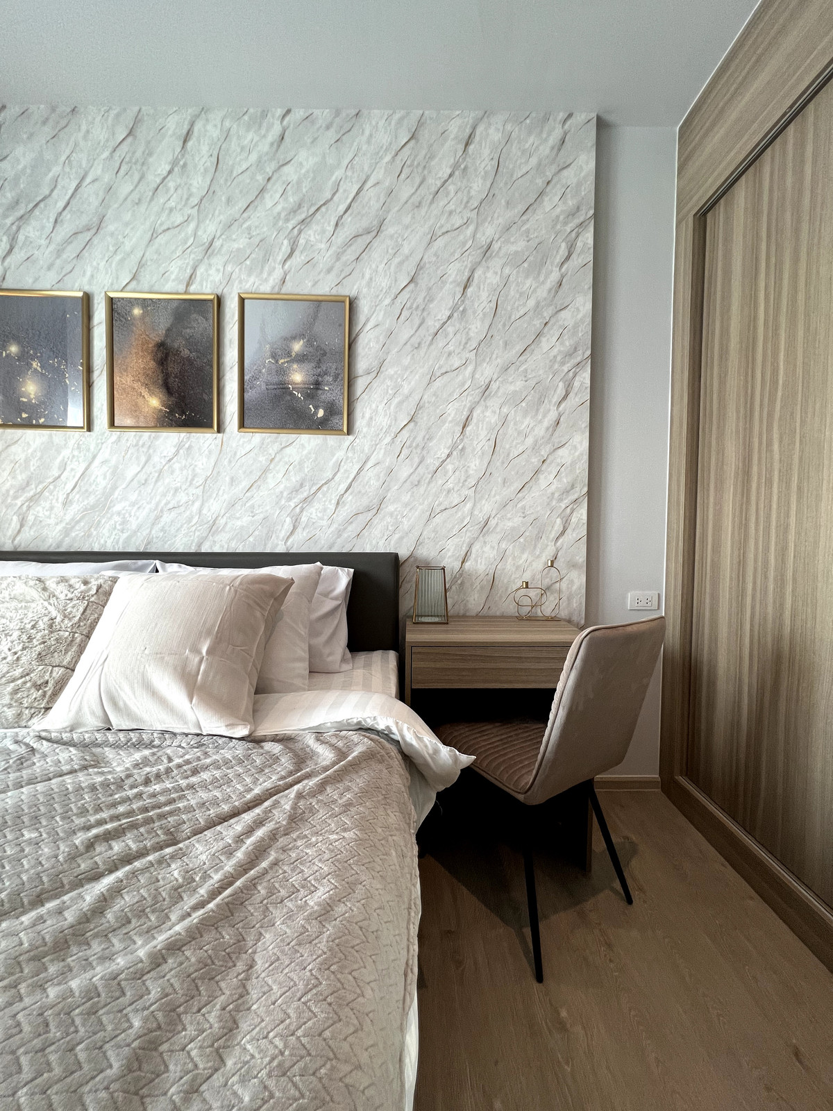 ให้เช่าคอนโดท่าพระ ตลาดพลู วุฒากาศ : ให้เช่า คอนโดแถว สาทร-ท่าพระ เดินถึง BTS ตลาดพลู 2 นอน 2 น้ำ วิวโล่ง เฟอร์จัดเต็ม เครื่องซักผ้า ทีวี ตู้เย็นไฟฟ้าครบ พร้อมอยู่