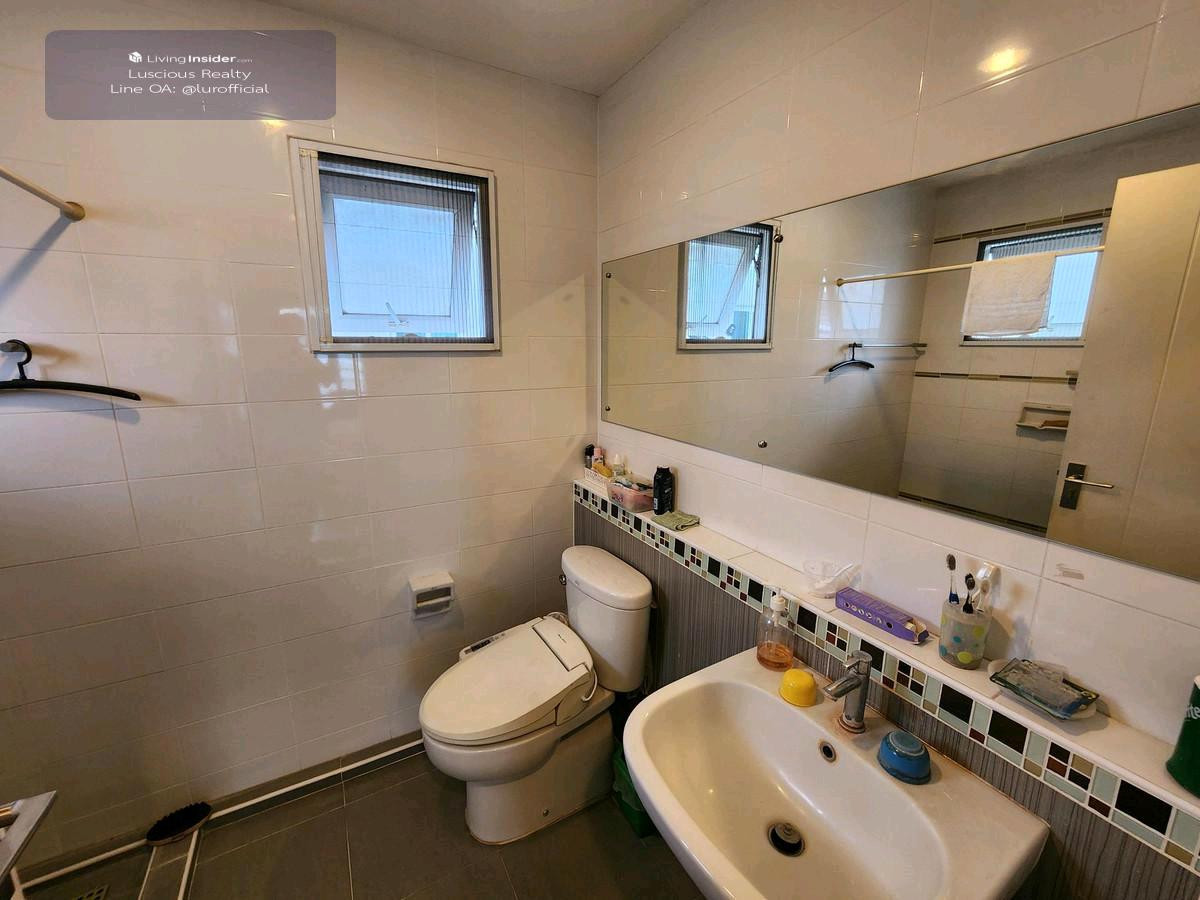 For SaleHouseNonthaburi, Bang Yai, Bangbuathong : Single house for sale, Chaiyaphruek Village, Pinklao-Kanchana  ✅️ Behind the corner, at the end of the alley, easy parking in front of the house, another 1 car  ✅️ House facing south, good wind  ✅️ Near the front of the village