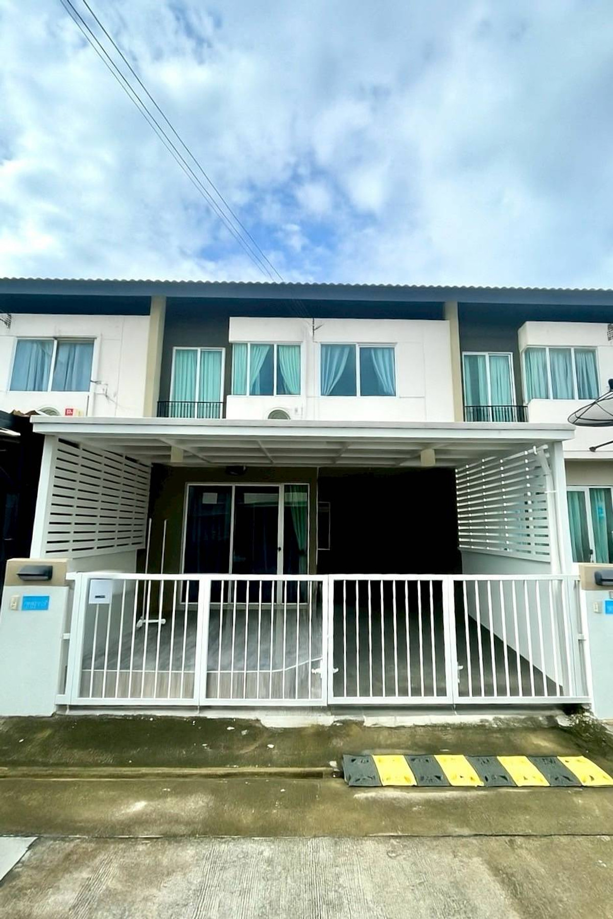 For SaleTownhomePathum Thani,Rangsit, Thammasat : 💥SL-9413💥Two-story townhouse for sale, Baan Pruksa 124 Rangsit - Khlong 4 project 👉 Add Line @primahome