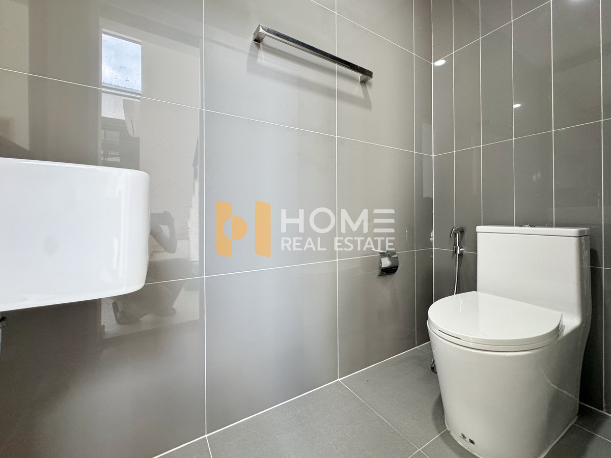 ขายทาวน์โฮมพัฒนาการ ศรีนครินทร์ : บ้านหน้าสวน 🌳 เอสทารา ฮาเว่น พัฒนาการ 20 / 3 ห้องนอน (ขาย), Estara Haven Phatthanakan 20 / 3 Bedrooms (FOR SALE) FON256