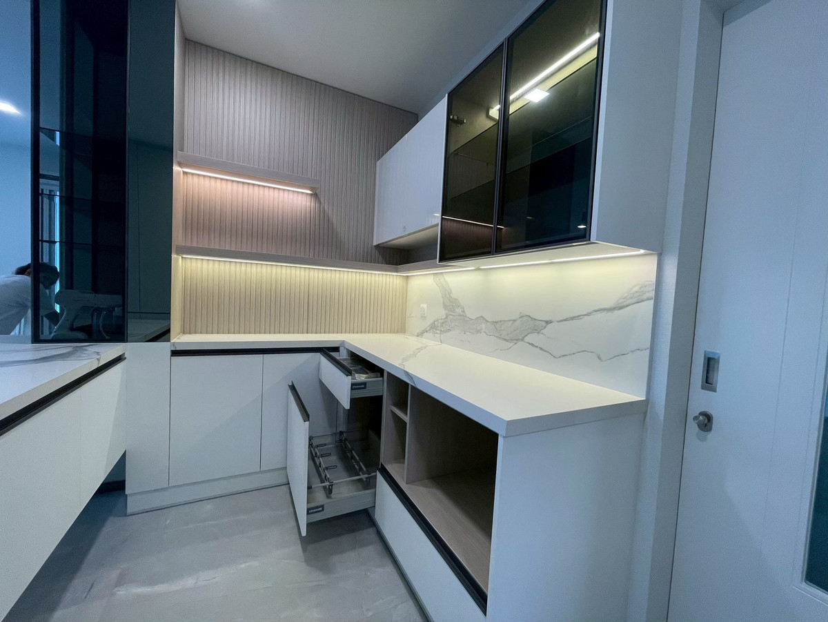 For RentHouseLadkrabang, Suwannaphum Airport : Mantana bangna wongwaen  for rent 