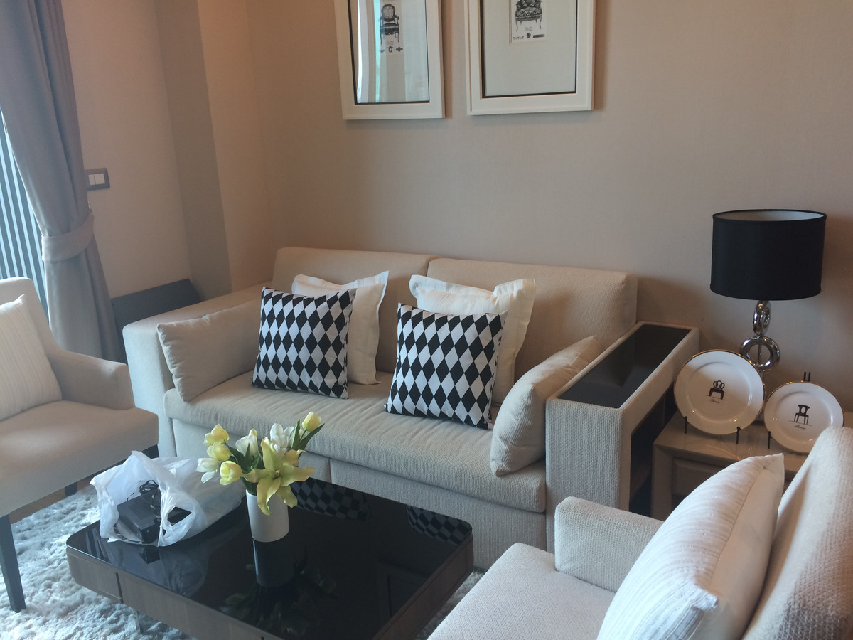 ให้เช่าคอนโดสาทร นราธิวาส : ให้เช่าคอนโด The Address สาทร เฟอร์นิเจอร์ครบ (S15-6823)