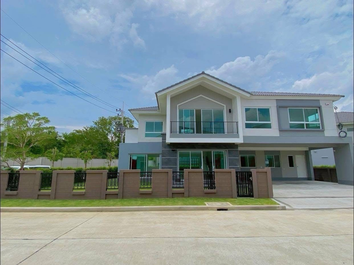 HousePathum Thani,Rangsit, Thammasat : ▲ Laddarom Tiwanon ▲ | 90.8 sq m. | 300 sq m. | 4 bedrooms, 5 bathrooms