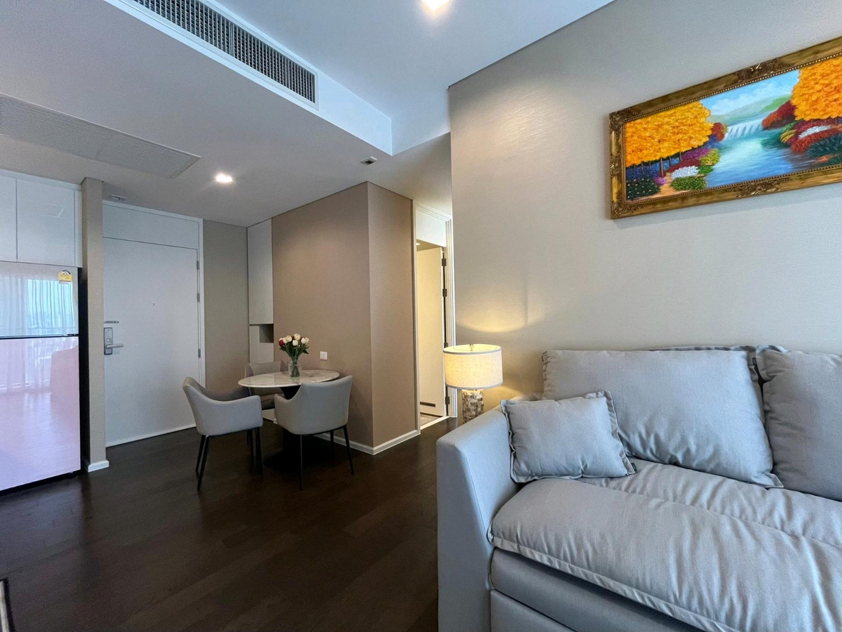 ให้เช่าคอนโดลาดพร้าว เซ็นทรัลลาดพร้าว : The saint residences