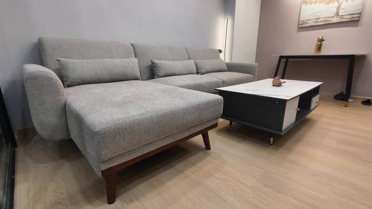 ขายคอนโดสาทร นราธิวาส : ขายคอนโด Merlin Tower 1 ราคา 1,790,000 บาท [FLs251104]