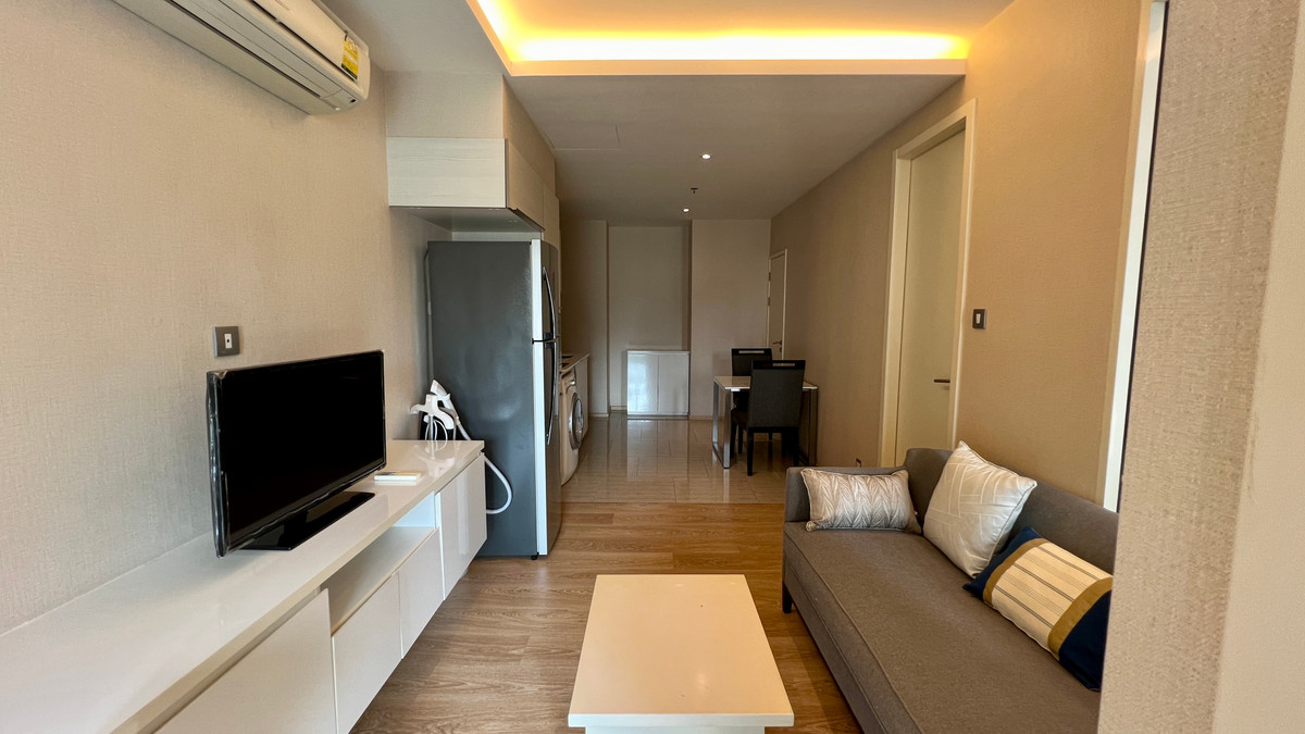 For RentCondoSukhumvit, Asoke, Thonglor : For rent: H Sukhumvit 43, 25,000 baht/month [MNr251005]
