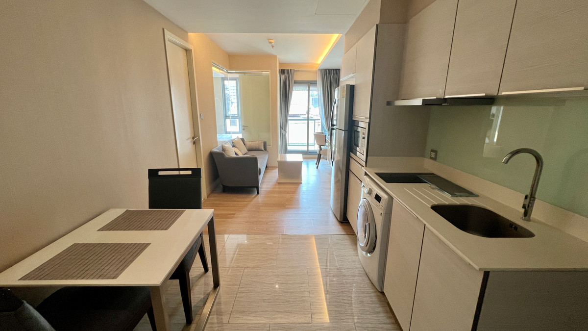 For RentCondoSukhumvit, Asoke, Thonglor : For rent: H Sukhumvit 43, 25,000 baht/month [MNr251005]