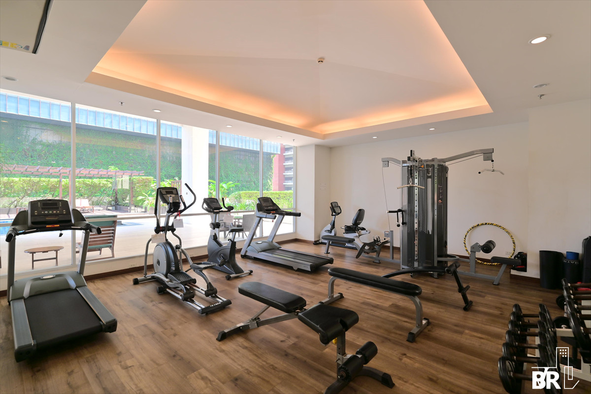 ให้เช่าคอนโดวิทยุ ชิดลม หลังสวน :  The Rajdamri, 💎 Luxury Classic Living with a spacious unit, Near Lumpini Park 🌳 