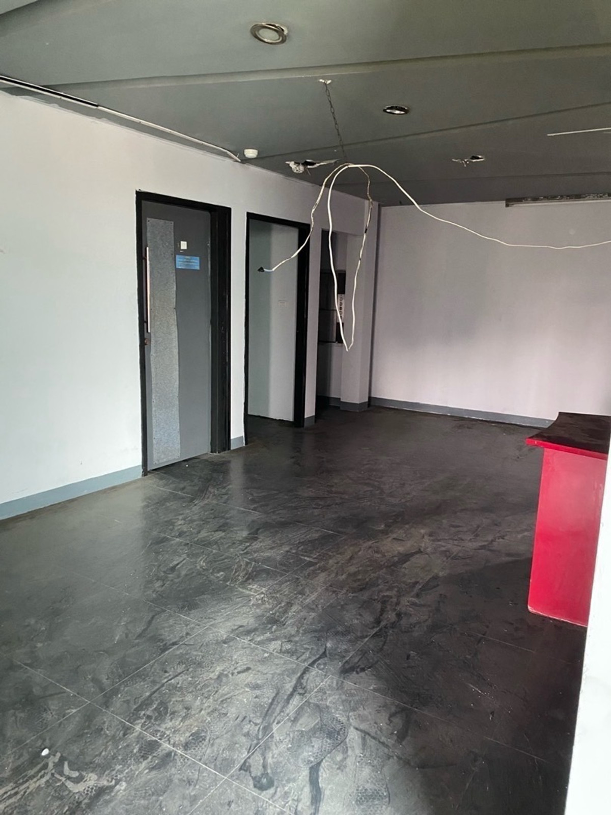 ให้เช่าร้านค้า/ตลาดนัดโชคชัย4 ลาดพร้าว71 : ให้เช่า อาคารเชิงพาณิชย์ ริมถนน โชคชัย 4 ลาดพร้าว ไม่เน้นที่จอดรถ