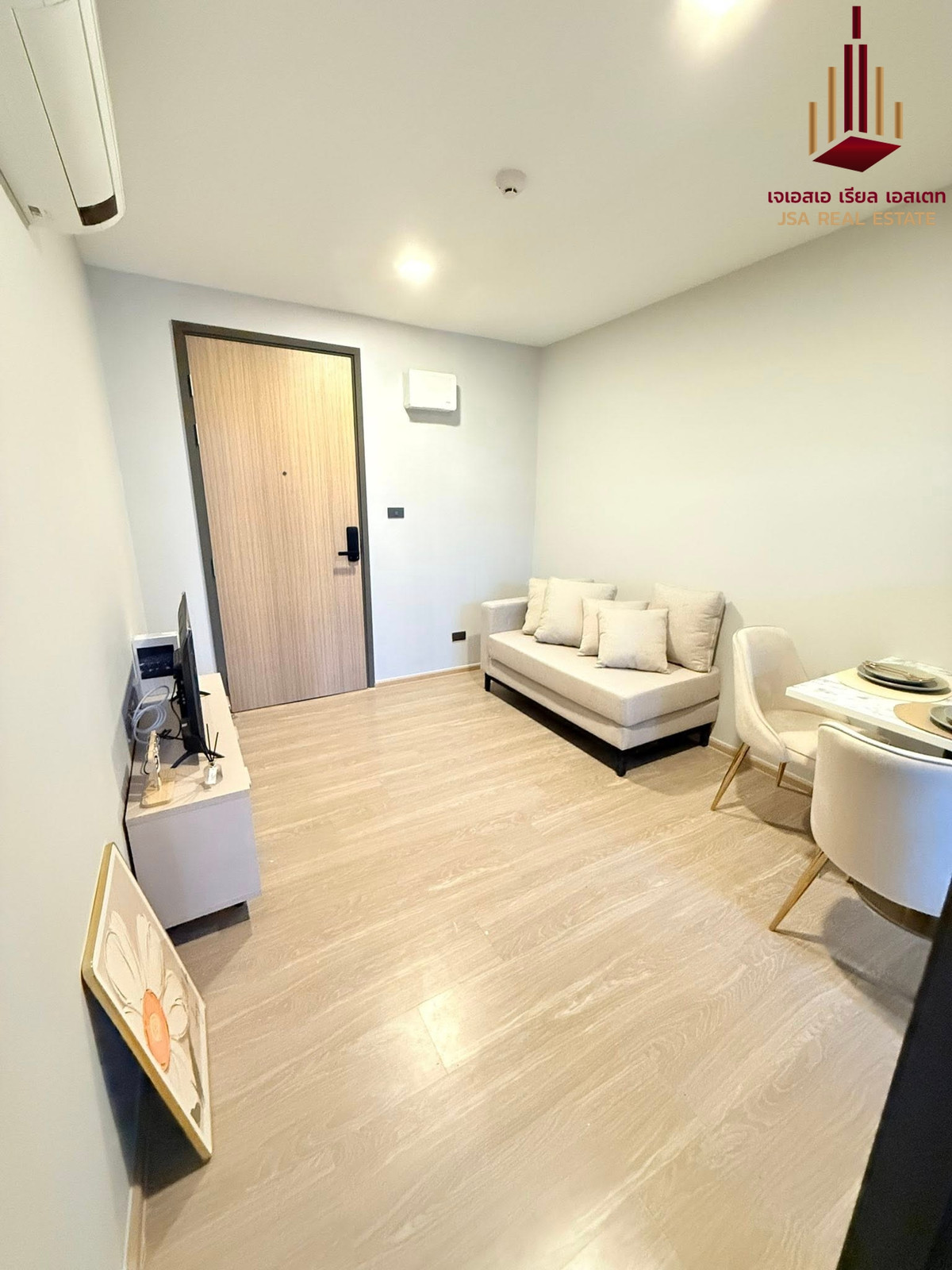 For RentCondoRatchadapisek, Huaikwang, Suttisan : ✨ For Rent : The Moment Ratchada 19 Condo ✨ 💰 Only 15,000 thb/month