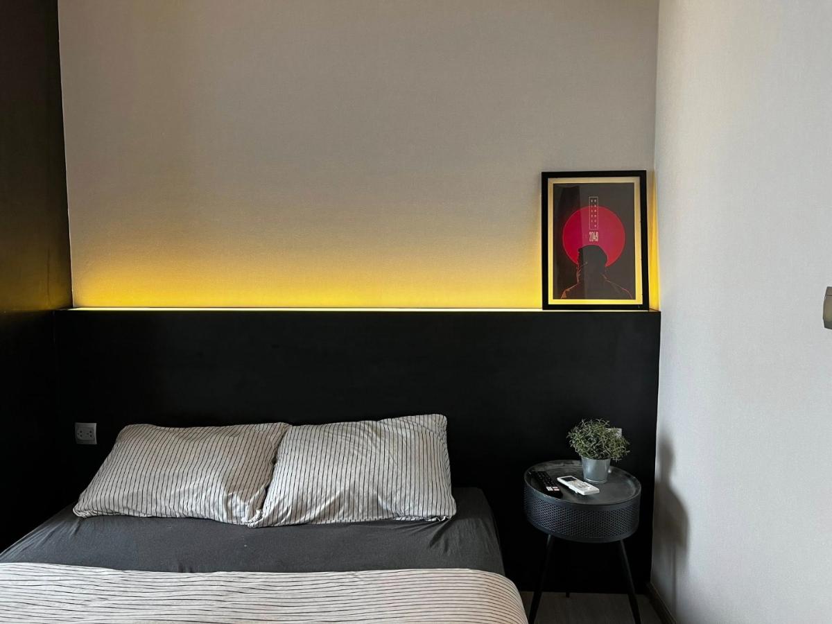 ให้เช่าคอนโดพระราม 9 เพชรบุรีตัดใหม่ RCA : 🔥ให้เช่าด่วน🔥 ไลฟ์ อโศก-พระราม 9  ห้องตกแต่งสวย เฟอร์นิเจอร์ครบพร้อมเข้าอยู่ ใกล้ MRT พระราม 9 