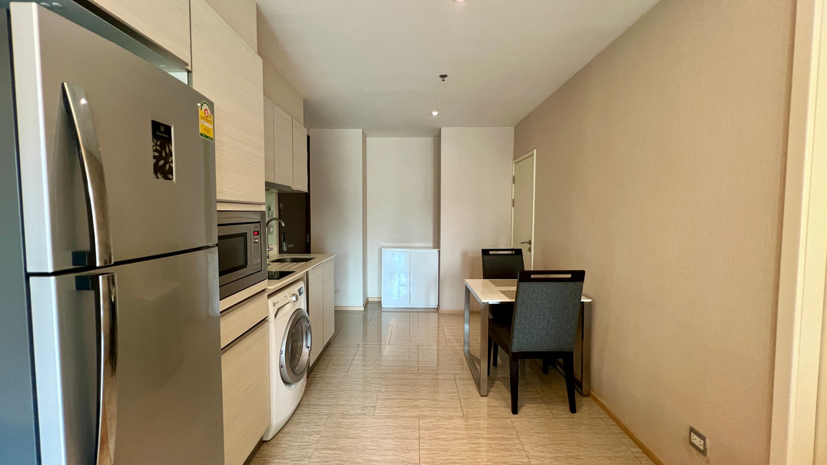 For RentCondoSukhumvit, Asoke, Thonglor : For rent: H Sukhumvit 43, 25,000 baht/month [MNr251005]