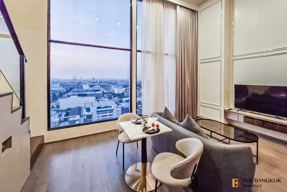 For SaleCondoRatchathewi,Phayathai : 🌆 Duplex 2-Bedroom Fully Furnished - Park Origin Ratchathewi 🚆 Near BTS Ratchathewi