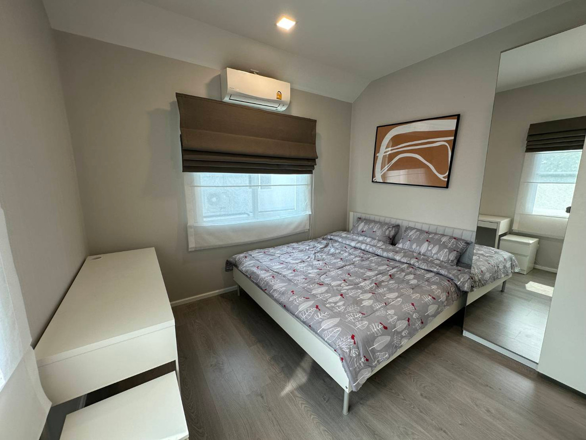 For RentHouseLadkrabang, Suwannaphum Airport : Mantana bangna wongwaen fir rent 