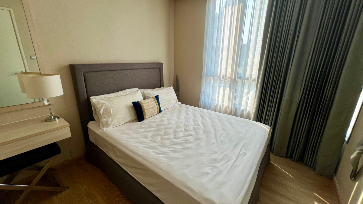 For RentCondoSukhumvit, Asoke, Thonglor : For rent: H Sukhumvit 43, 25,000 baht/month [MNr251005]