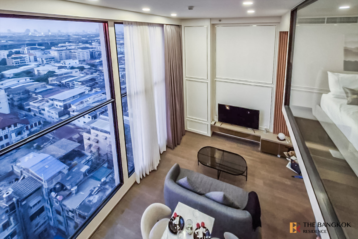 For SaleCondoRatchathewi,Phayathai : 🌆 Duplex 2-Bedroom Fully Furnished - Park Origin Ratchathewi 🚆 Near BTS Ratchathewi