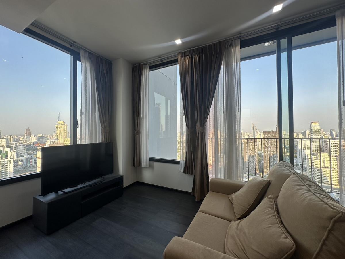 ให้เช่าคอนโดสุขุมวิท อโศก ทองหล่อ : Edge Sukhumvit 23 /  / 2 ห้องนอน 62 ตร.ม. โทร 0937890899