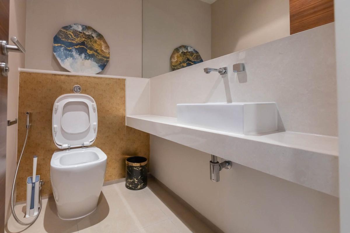 ให้เช่าคอนโดวงเวียนใหญ่ เจริญนคร : The River /  / 3 ห้องนอน 138 ตร.ม. โทร 0937890899