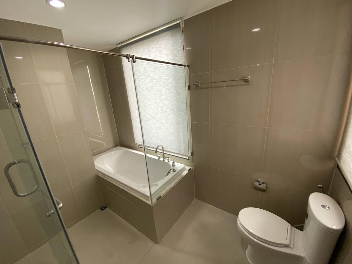 ให้เช่าคอนโดพระราม 9 เพชรบุรีตัดใหม่ RCA : Villa Asoke /  / 2 ห้องนอน 81 ตร.ม. โทร 0937890899