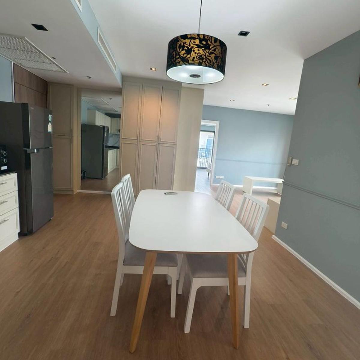 ให้เช่าคอนโดสุขุมวิท อโศก ทองหล่อ : Noble Remix /  / 3 ห้องนอน 103 ตร.ม. โทร 0937890899