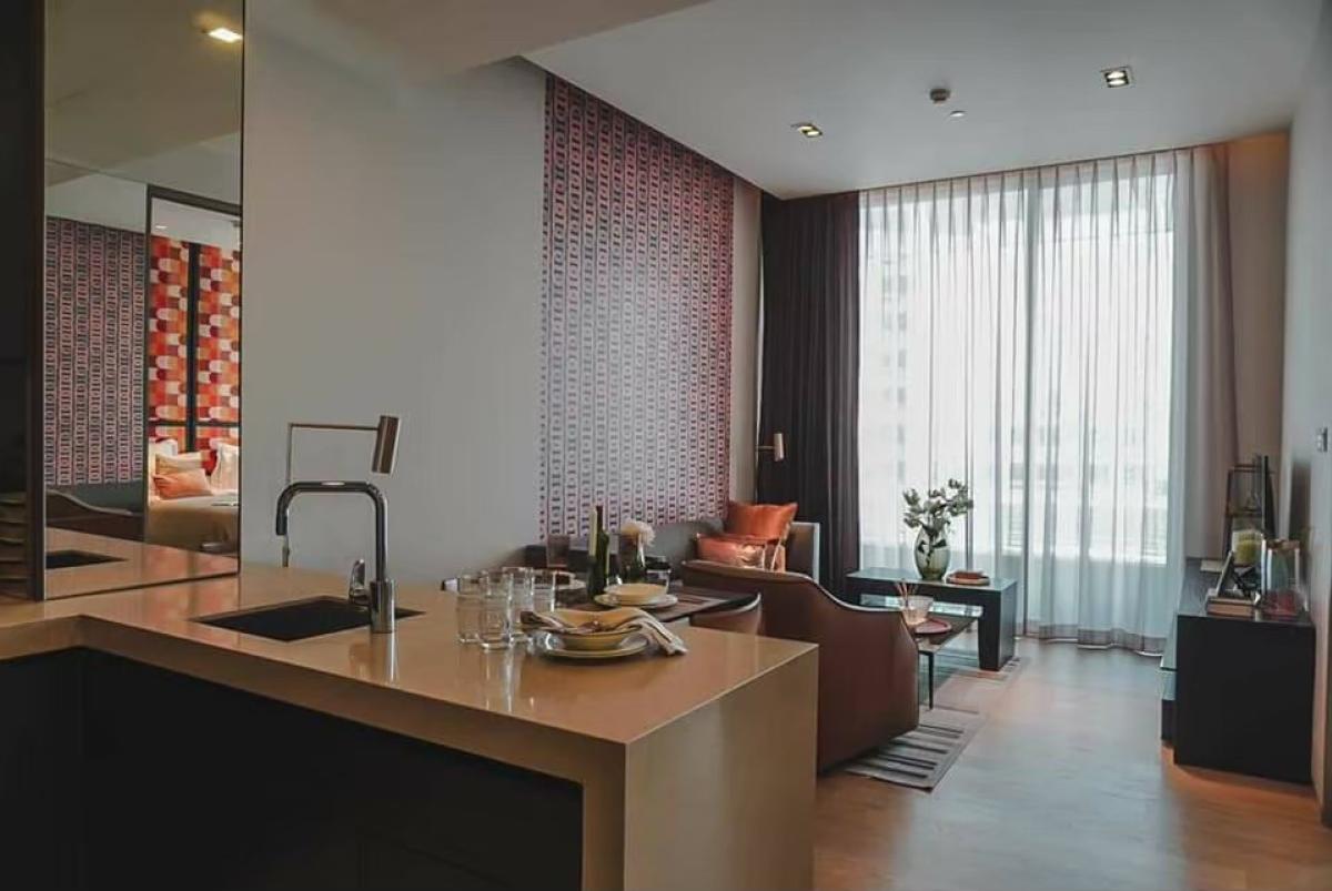 ให้เช่าคอนโดสีลม ศาลาแดง บางรัก : Saladaeng One /  / 1 ห้องนอน 53 ตร.ม. โทร 0937890899