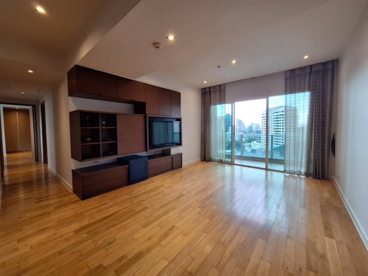 ให้เช่าคอนโดสุขุมวิท อโศก ทองหล่อ : The Millennium Residence /  / 3 ห้องนอน 149 ตร.ม. โทร 0937890899