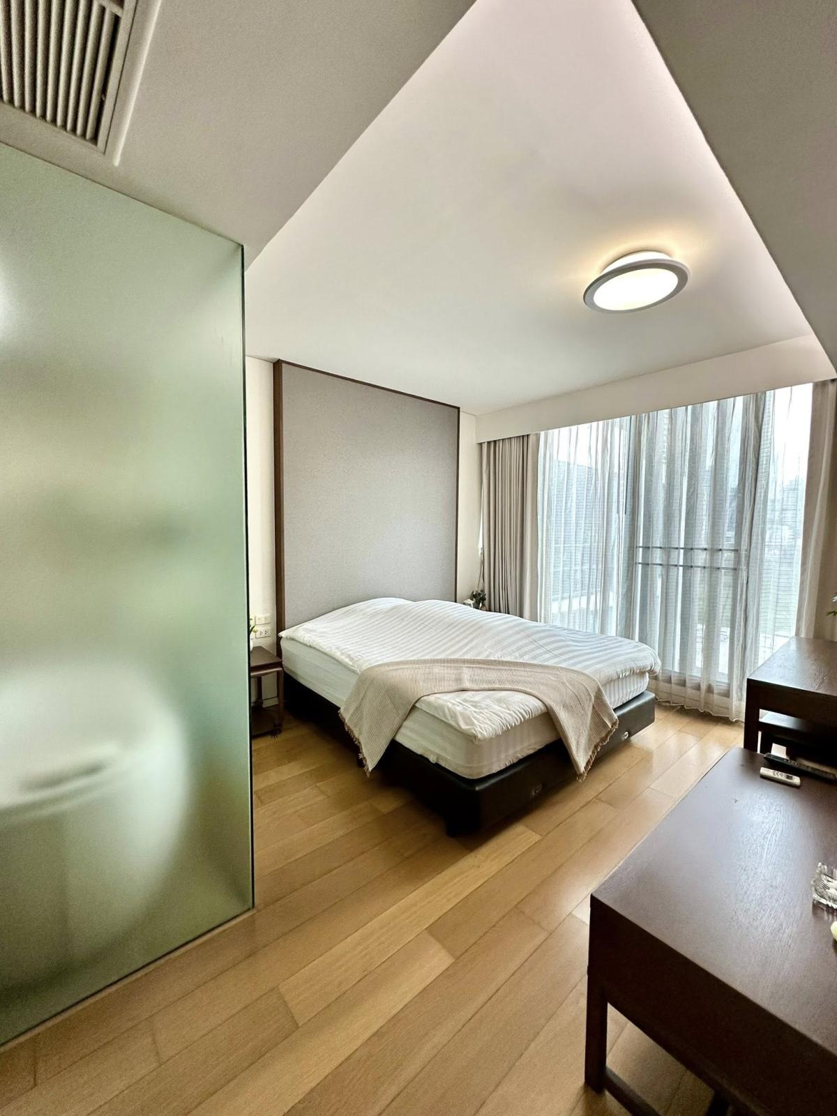 ให้เช่าคอนโดสุขุมวิท อโศก ทองหล่อ : Siamese 39 /  / 3 ห้องนอน 113 ตร.ม. โทร 0937890899