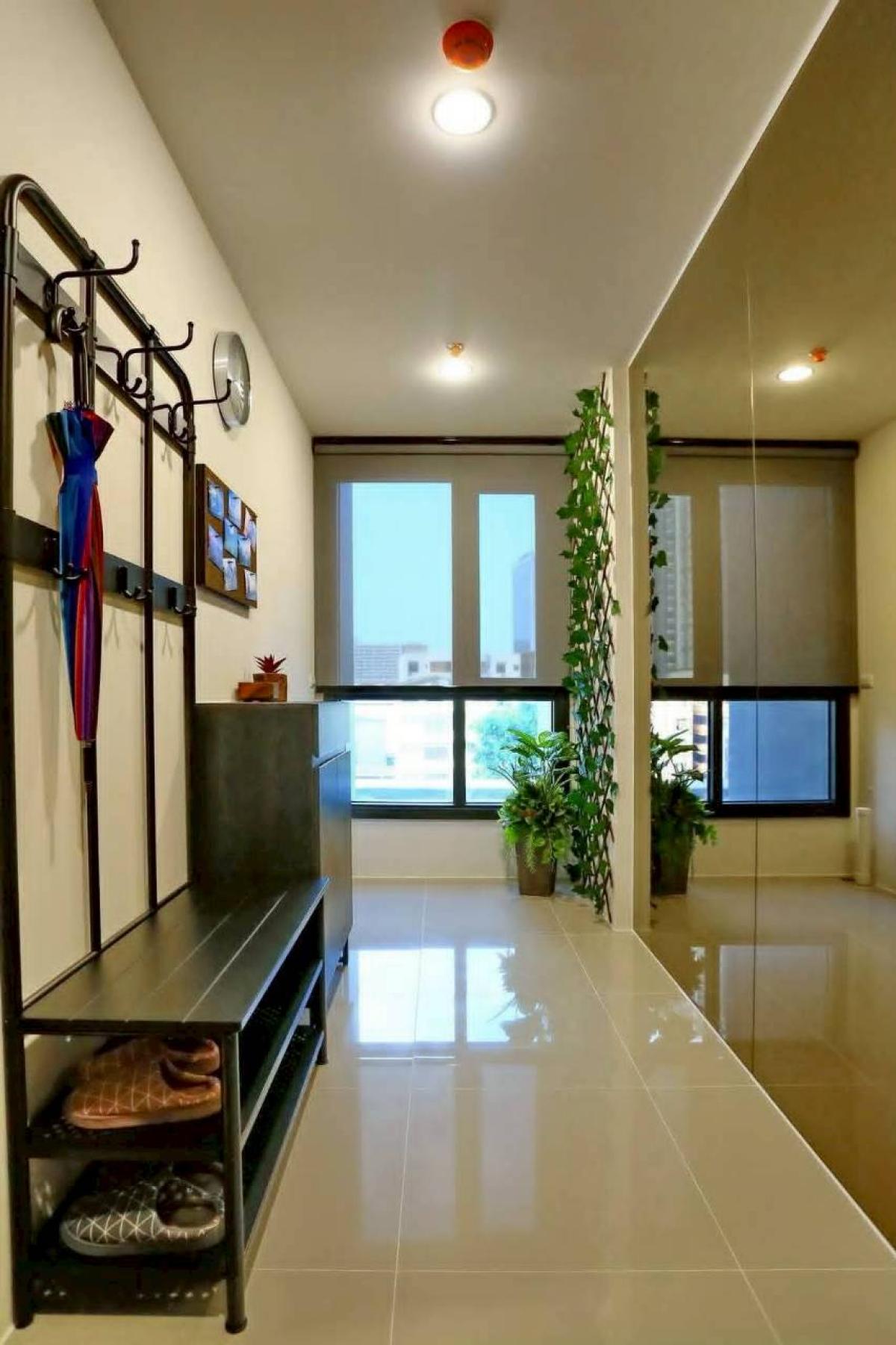 ให้เช่าคอนโดรัชดา ห้วยขวาง : XT Huaikhwang /  / 2 ห้องนอน 60 ตร.ม. โทร 0937890899