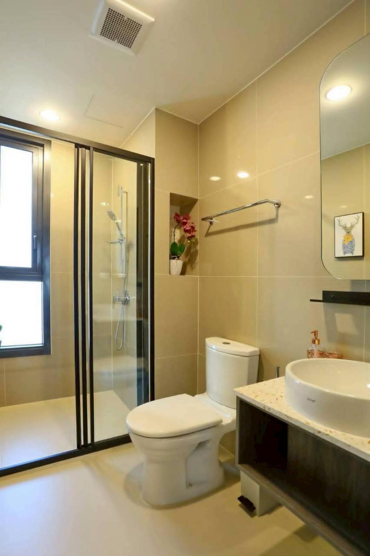 ให้เช่าคอนโดรัชดา ห้วยขวาง : XT Huaikhwang /  / 2 ห้องนอน 60 ตร.ม. โทร 0937890899