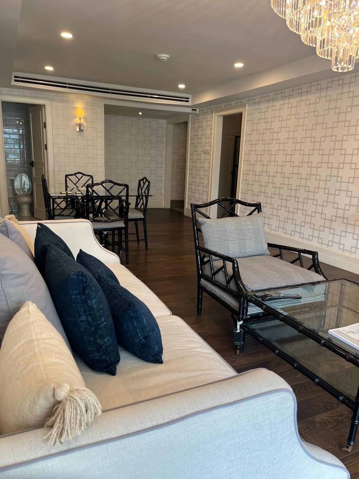 ให้เช่าคอนโดวิทยุ ชิดลม หลังสวน : Somkid Gardens /  / 2 ห้องนอน 125 ตร.ม. โทร 0937890899