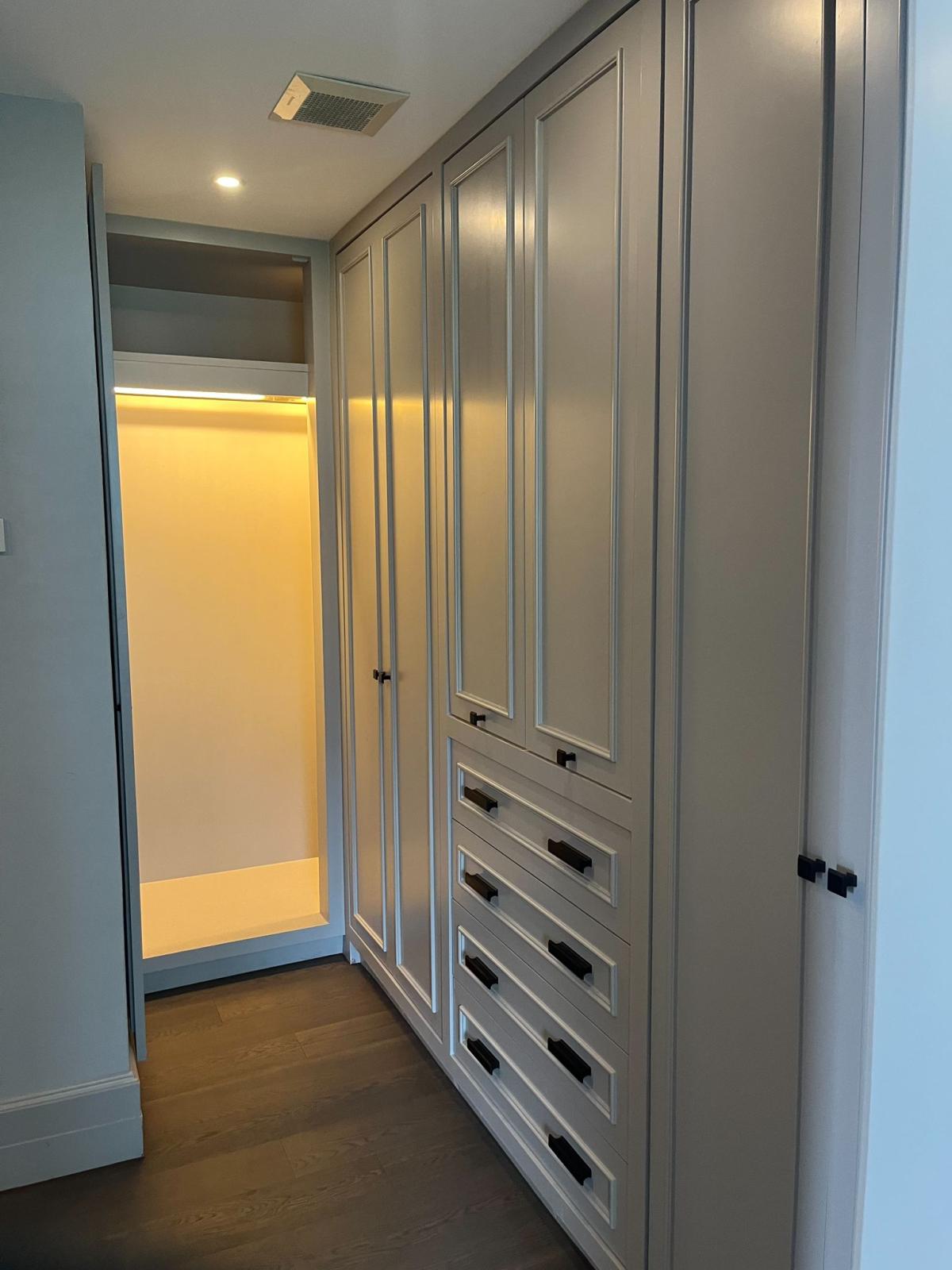 ให้เช่าคอนโดวิทยุ ชิดลม หลังสวน : Somkid Gardens /  / 2 ห้องนอน 125 ตร.ม. โทร 0937890899