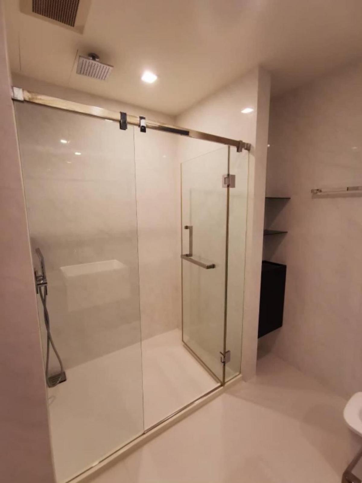 ให้เช่าคอนโดสยาม จุฬา สามย่าน : The Room Rama 4 /  / 2 ห้องนอน 77 ตร.ม. โทร 0937890899