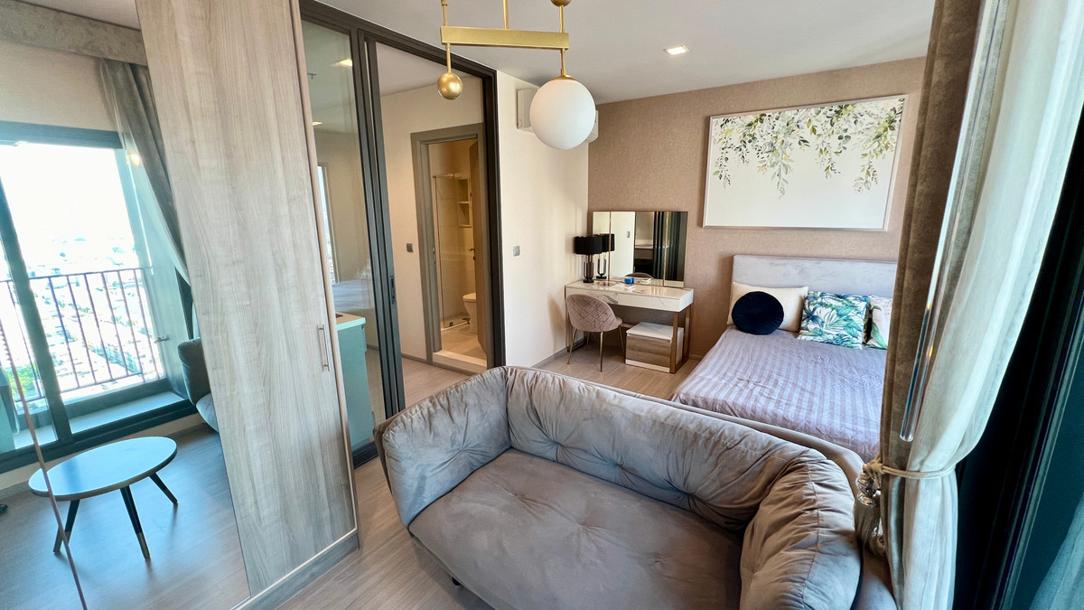 For RentCondoRama9, Petchburi, RCA : Life Asoke Rama 9 for rent, 18,000 baht/month [#HI1220]