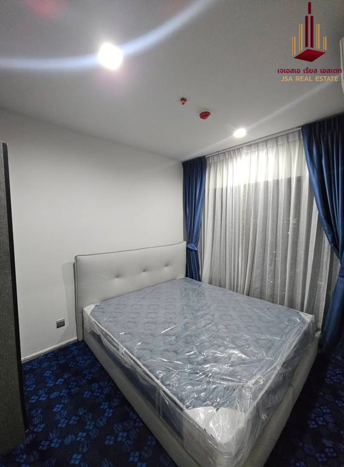 For RentCondoRama9, Petchburi, RCA : ✨ For Rent: Life Asoke - Rama 9 Condo ✨ 💰 Only 17,000 THB/month