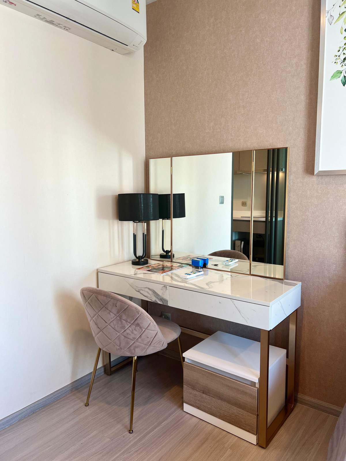 For RentCondoRama9, Petchburi, RCA : Life Asoke Rama 9 for rent, 18,000 baht/month [#HI1220]