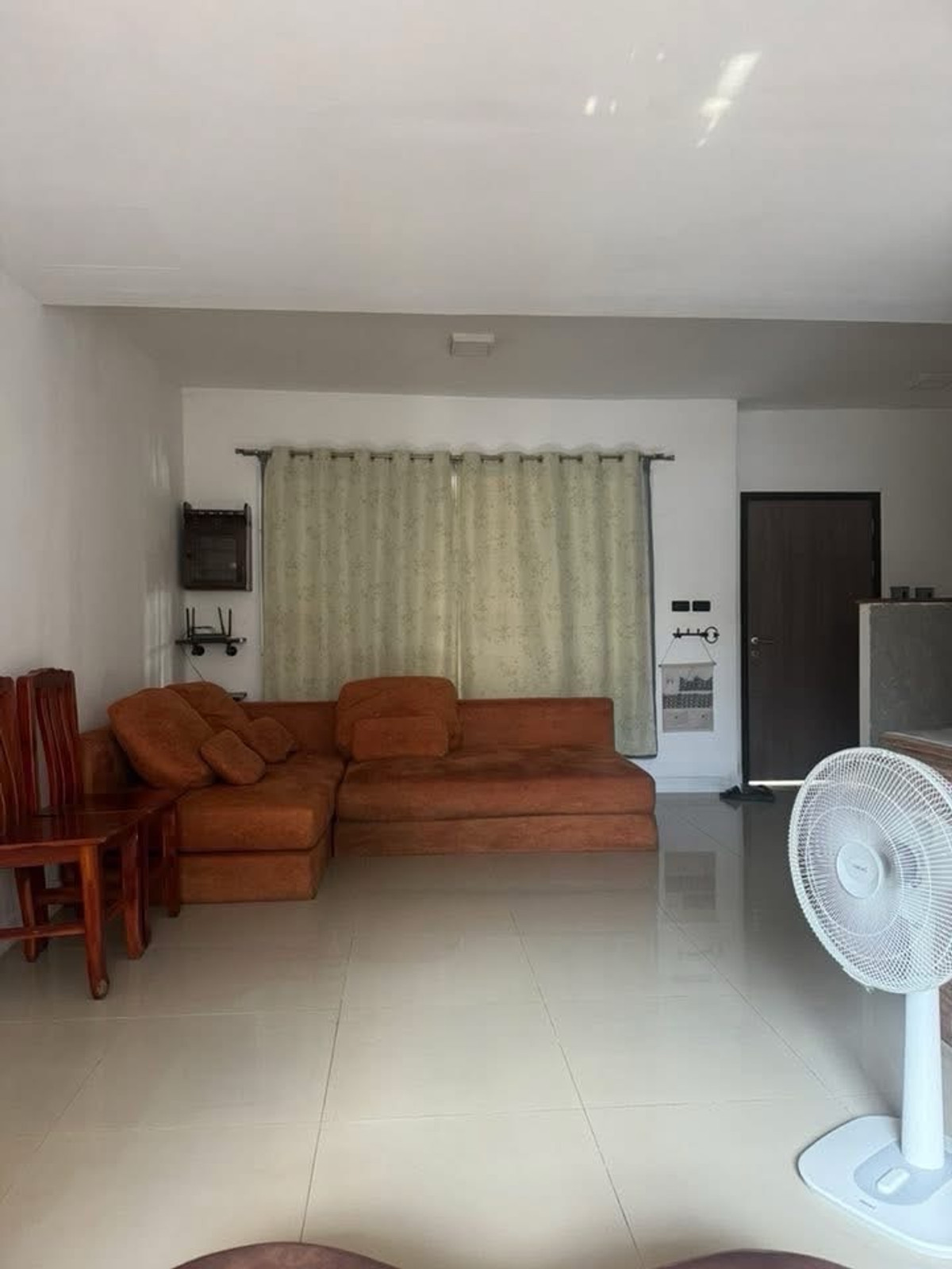 For RentTownhomePattanakan, Srinakarin : Townhome for rent, Pruksa Ville 73, Phatthanakan 38, fully furnished, ready to move in, 3 bedrooms, 2 bathrooms, special price 30,000 baht, small pets welcome 🐶🐱, convenient travel.