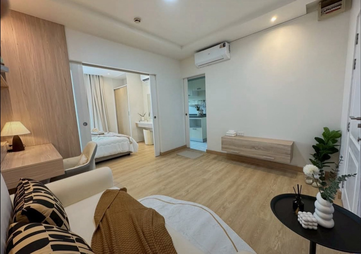For SaleCondoWongwianyai, Charoennakor : Urgent sale 🔥 The Seed Sathorn - Taksin 🔥 Beautifully decorated, fully furnished, convenient transportation, near BTS Wongwian Yai